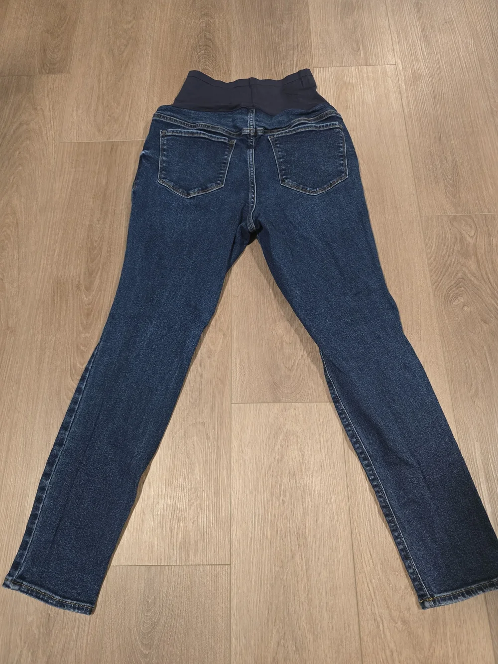 Old Navy Maternity Rockstar Distressed Skinny Jeans Blue Full‎ Panel Size 12